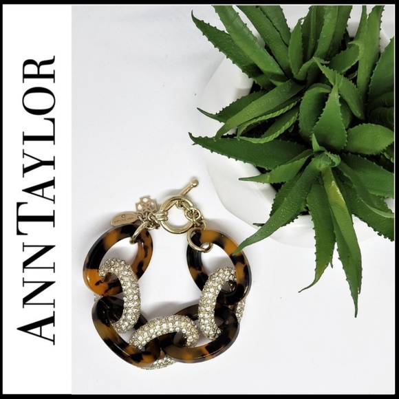 Ann Taylor Jewelry - ANN TAYLOR Tortoise Shell/Rhinestone Link Bracelet Ann Taylor Jewelry - ANN TAYLOR Tortoise Shell/Rhinestone Link Bracelet